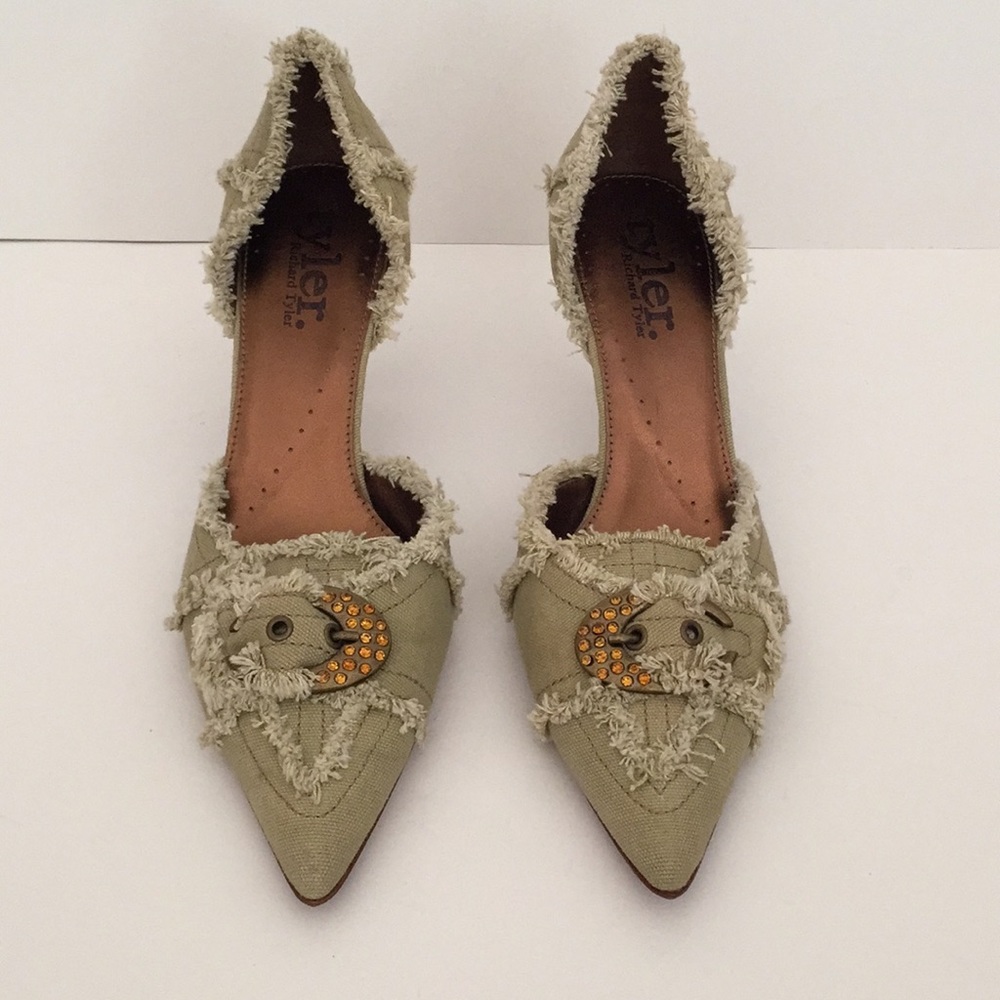 NWT Richard Tyler distressed fringe pumps - Picture 3 of 11